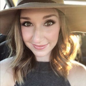 Meet your Posher, Tara